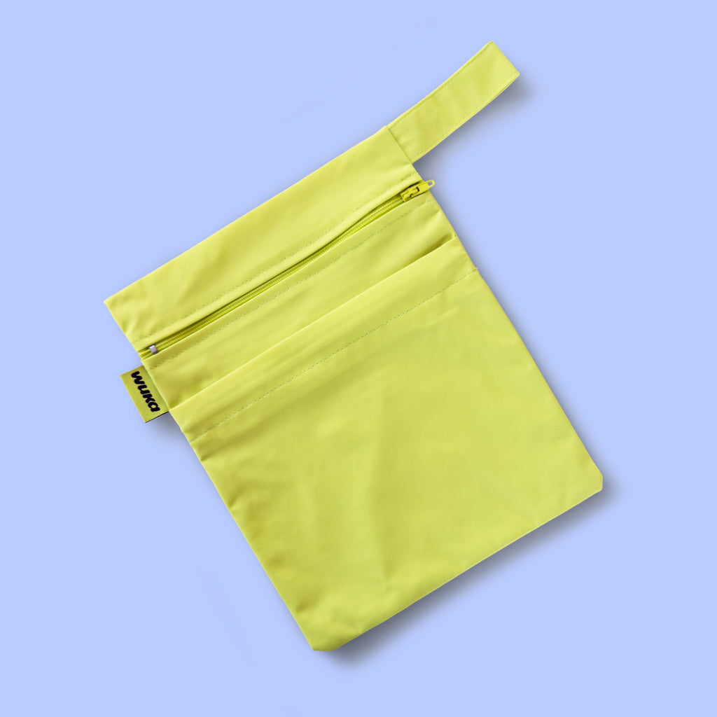 Waterproof changing bag included in the WUKA Lunafly Tie-Back period swim kit
