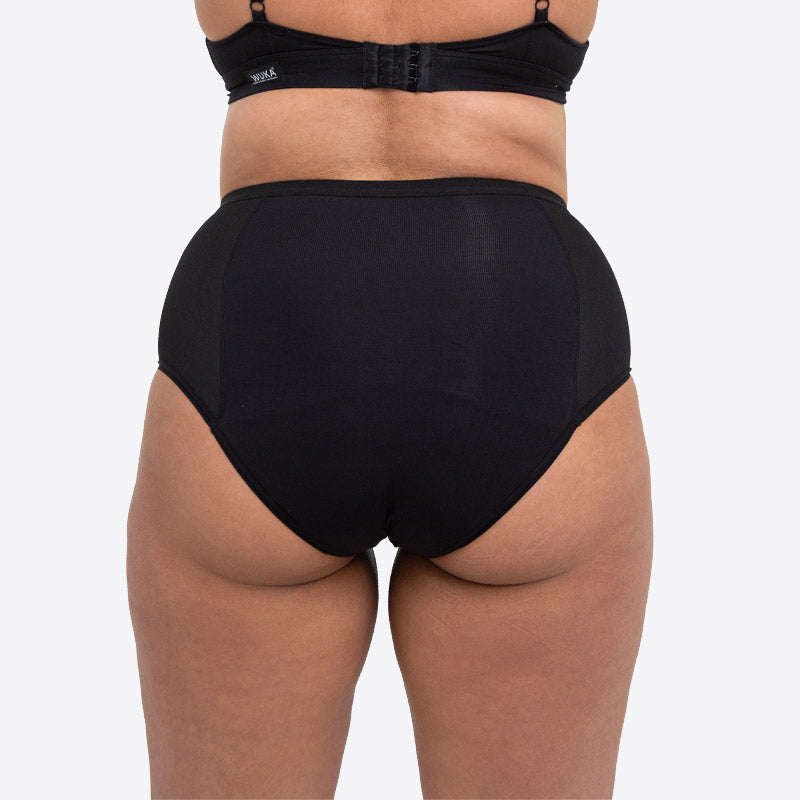 WUKA Ultimate High Waist Duo Style Heavy Flow Black Colour Ultimate High Waist Back