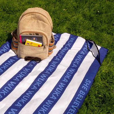 WUKA-QuickDry-Beach-Towel-Blue-Lifestyle